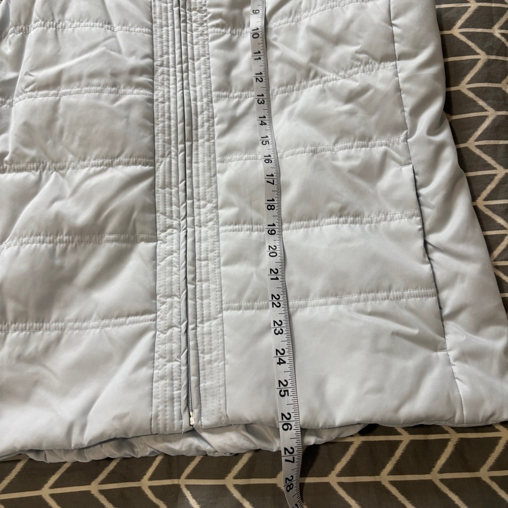 Nike Women's Gray Blue Platinum Puffer Vest Large - Picture 11 of 11
